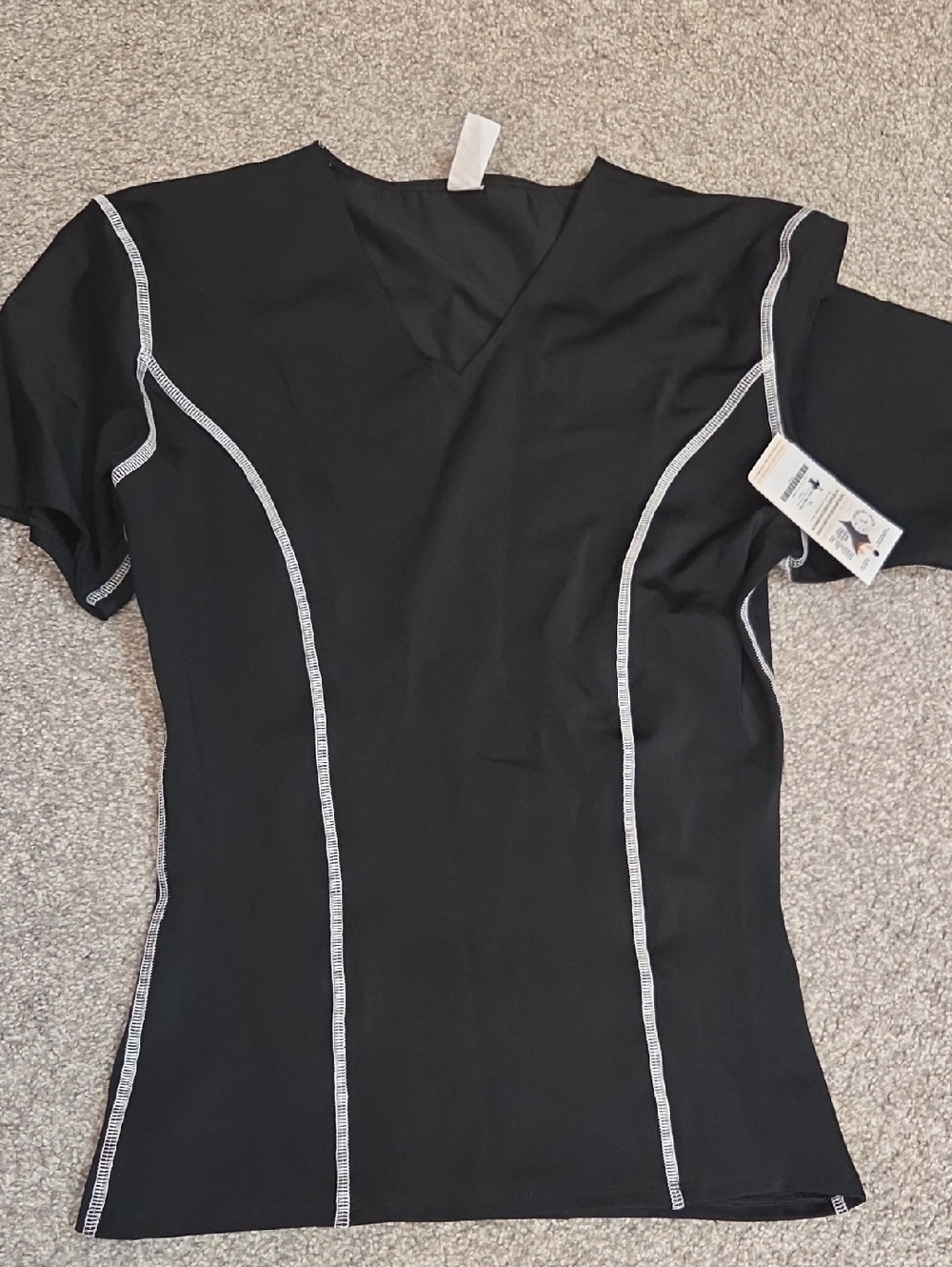 Mens XL Compression Top with Contrast Stitching V Neck NWT